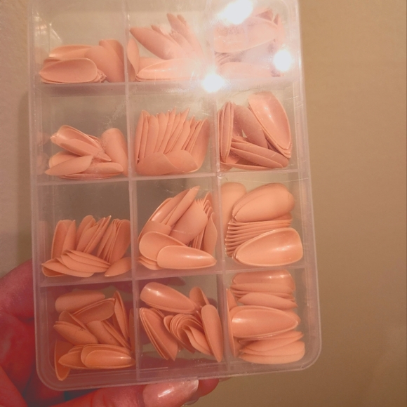 Press On Nail Sets - Picture 3 of 3